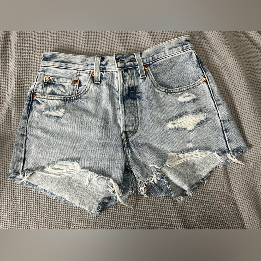 Levi’s 501 High-Waisted Shorts